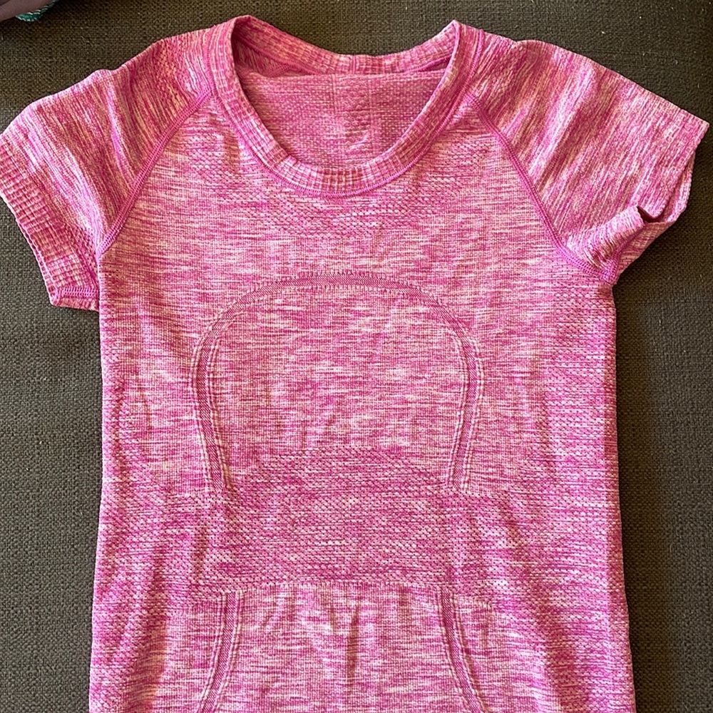 Lululemon swiftly short sleeve